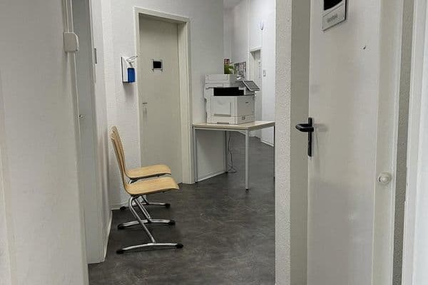 Prenájom kancelárie 200 m², Rastatt Prenájom kancelárie 200 m², Rastatt