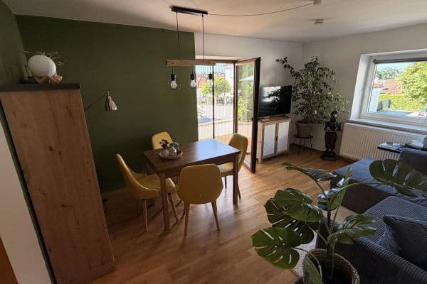 Prenájom bytu 3-izbový 69 m², Bruckberg Prenájom bytu 3-izbový 69 m², Bruckberg