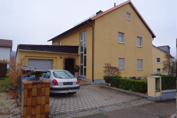 Prenájom domu 165 m², pozemok 596 m², Tannenstraße 2, Berching Prenájom domu 165 m², pozemok 596 m², Tannenstraße 2, Berching