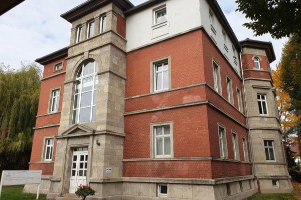 Prenájom bytu 2-izbový 86 m², Rohrer Str. 2, Meiningen, Durínsko Prenájom bytu 2-izbový 86 m², Rohrer Str. 2, Meiningen, Durínsko