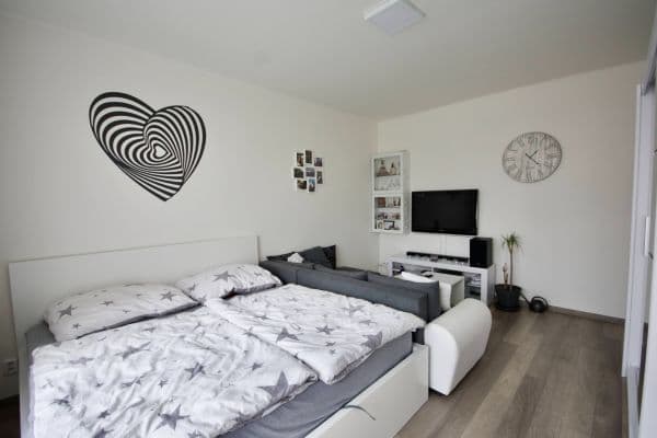 Predaj bytu 1-izbový 28 m², Hartigova, Praha Predaj bytu 1-izbový 28 m², Hartigova, Praha