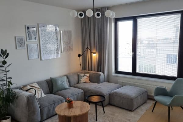 Prenájom bytu 3-izbový 99 m², K Beranovu, Praha Prenájom bytu 3-izbový 99 m², K Beranovu, Praha