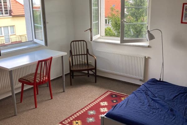 Prenájom bytu 7-izbový 16 m², Jihovýchodní VII, Praha Prenájom bytu 7-izbový 16 m², Jihovýchodní VII, Praha