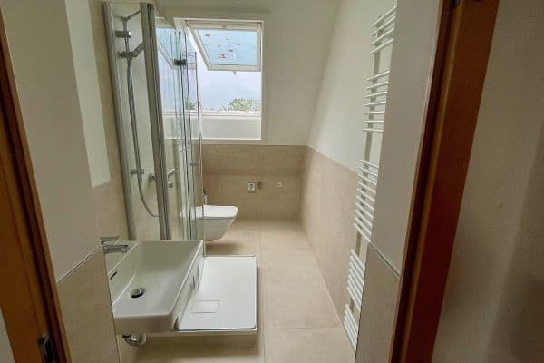 Prenájom bytu 3-izbový 64 m², Langenbernsdorf Prenájom bytu 3-izbový 64 m², Langenbernsdorf