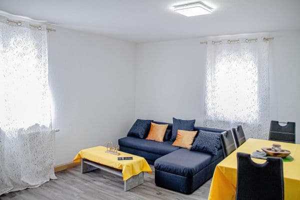 Prenájom bytu 3-izbový 75 m², König-Wilhelm-Str 62, Ilsfeld Prenájom bytu 3-izbový 75 m², König-Wilhelm-Str 62, Ilsfeld