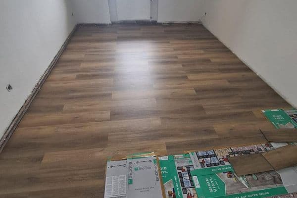 Prenájom bytu 2-izbový 65 m², Herzogstraße 97, Düsseldorf Prenájom bytu 2-izbový 65 m², Herzogstraße 97, Düsseldorf