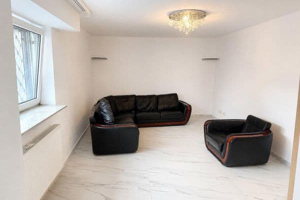 Prenájom bytu 3-izbový 91 m², Wilhelm-Leuschner-Straße, Hessen - Griesheim Prenájom bytu 3-izbový 91 m², Wilhelm-Leuschner-Straße, Hessen - Griesheim