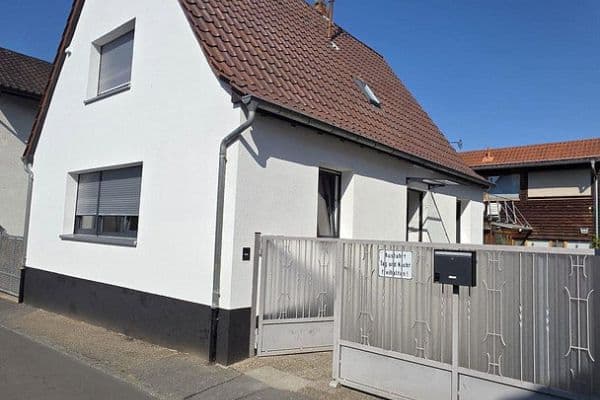 Predaj domu 107 m², pozemok 365 m², Sandhausen Predaj domu 107 m², pozemok 365 m², Sandhausen