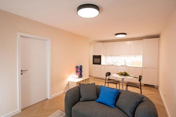 Prenájom bytu 2-izbový 50 m², Nerotal, Wiesbaden, Hesensko Prenájom bytu 2-izbový 50 m², Nerotal, Wiesbaden, Hesensko