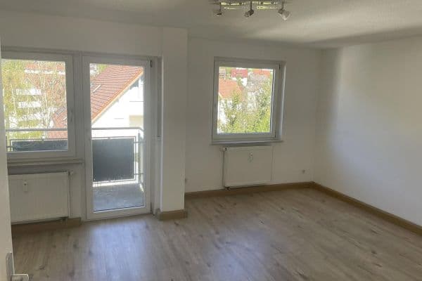 Prenájom bytu 4-izbový 74 m², Rochus-Merz-Str. 1, Schramberg, Bádensko-Wurttembersko Prenájom bytu 4-izbový 74 m², Rochus-Merz-Str. 1, Schramberg, Bádensko-Wurttembersko