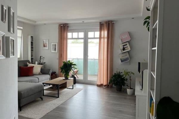 Prenájom bytu 3-izbový 90 m², Bielefeld, Severné Porýnie - Westfálsko Prenájom bytu 3-izbový 90 m², Bielefeld, Severné Porýnie - Westfálsko
