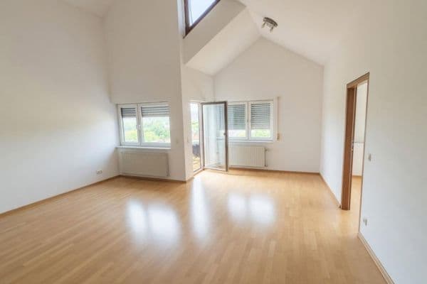 Predaj bytu 2-izbový 62 m², Rilkestraße 37, Reutlingen-Betzingen Predaj bytu 2-izbový 62 m², Rilkestraße 37, Reutlingen-Betzingen