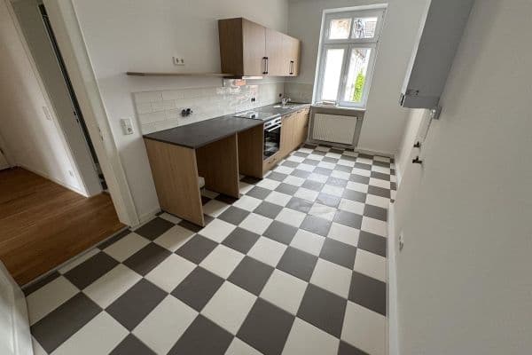 Prenájom bytu 2-izbový 61 m², Stadelmannstraße 47, Bayern - Aschaffenburg, Bavorsko Prenájom bytu 2-izbový 61 m², Stadelmannstraße 47, Bayern - Aschaffenburg, Bavorsko
