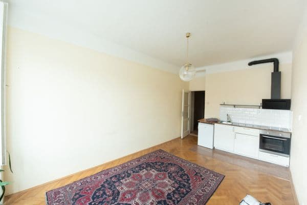 Prenájom bytu Garsoniéra 30 m², Jugoslávských partyzánů, Praha Prenájom bytu Garsoniéra 30 m², Jugoslávských partyzánů, Praha