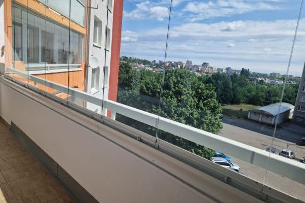 Prenájom bytu 3-izbový 72 m², Kettnerova, Praha Prenájom bytu 3-izbový 72 m², Kettnerova, Praha