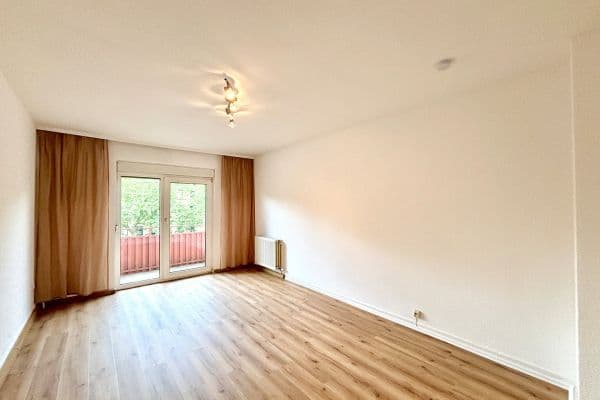 Prenájom bytu 2-izbový 65 m², Bernhardstraße 21, Karlsruhe, Bádensko-Wurttembersko Prenájom bytu 2-izbový 65 m², Bernhardstraße 21, Karlsruhe, Bádensko-Wurttembersko