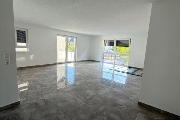 Prenájom bytu 3-izbový 93 m², Schifferstadt Prenájom bytu 3-izbový 93 m², Schifferstadt