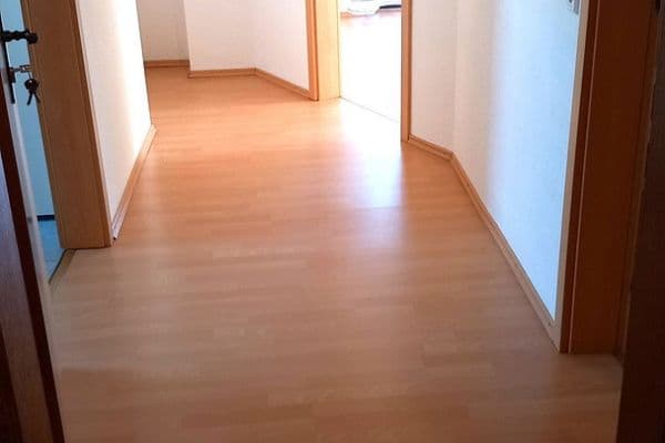 Prenájom bytu 2-izbový 60 m², Heidenheim, Bavorsko Prenájom bytu 2-izbový 60 m², Heidenheim, Bavorsko
