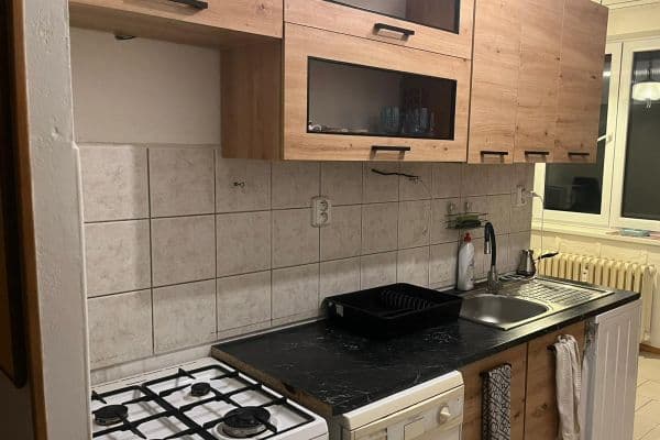 Prenájom bytu 3-izbový 74 m², Puklicova, České Budějovice Prenájom bytu 3-izbový 74 m², Puklicova, České Budějovice