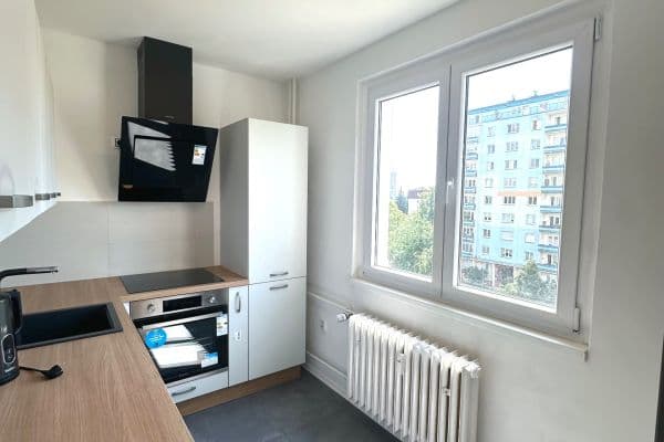 Predaj bytu 3-izbový 64 m², tř. Kosmonautů, Olomouc Predaj bytu 3-izbový 64 m², tř. Kosmonautů, Olomouc