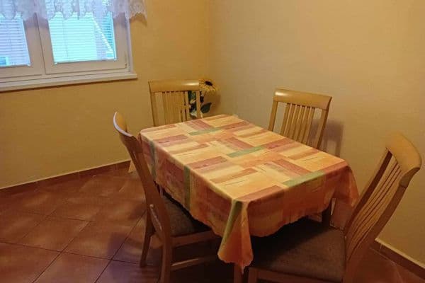 Prenájom bytu 1-izbový 40 m², Dvořákova, Přerov Prenájom bytu 1-izbový 40 m², Dvořákova, Přerov