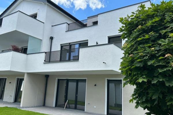 Prenájom bytu 3-izbový 91 m², Schloß Holte-Stukenbrock Prenájom bytu 3-izbový 91 m², Schloß Holte-Stukenbrock