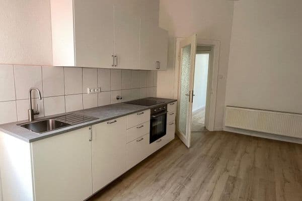 Prenájom bytu 3-izbový 79 m², Hahnenstraße 9, Hannover, Dolné Sasko Prenájom bytu 3-izbový 79 m², Hahnenstraße 9, Hannover, Dolné Sasko