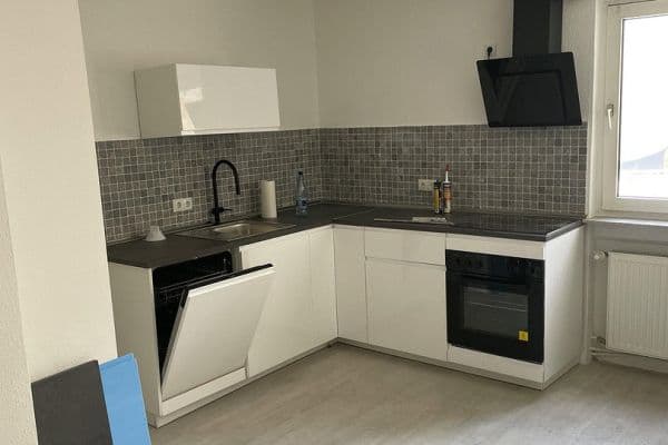 Prenájom bytu 1-izbový 49 m², Augartenstr. 9, Mannheim, Bádensko-Wurttembersko Prenájom bytu 1-izbový 49 m², Augartenstr. 9, Mannheim, Bádensko-Wurttembersko