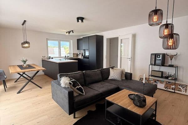 Prenájom bytu 3-izbový 75 m², Langebach, Bavorsko Prenájom bytu 3-izbový 75 m², Langebach, Bavorsko