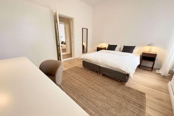 Prenájom bytu 3-izbový 80 m², Weserstraße 24, Berlin, Berlín Prenájom bytu 3-izbový 80 m², Weserstraße 24, Berlin, Berlín