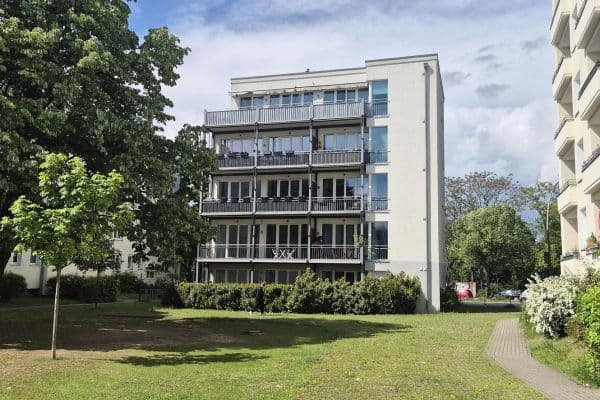 Prenájom bytu 2-izbový 63 m², Spandauer Damm 245 a, Berlin, Berlín Prenájom bytu 2-izbový 63 m², Spandauer Damm 245 a, Berlin, Berlín