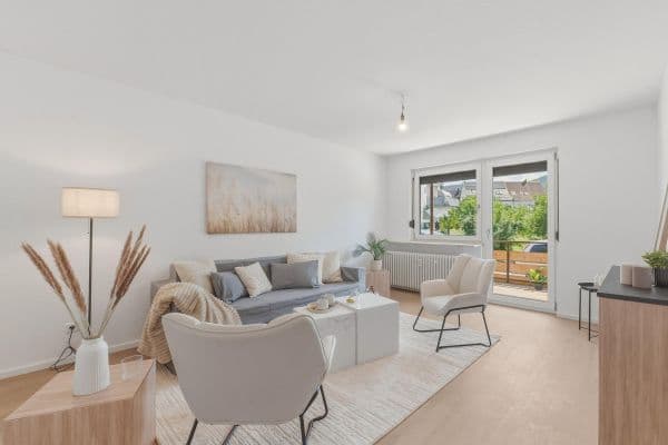 Prenájom bytu 3-izbový 85 m², Brühlstr. 13, Beuren Prenájom bytu 3-izbový 85 m², Brühlstr. 13, Beuren