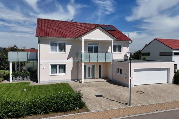 Predaj domu 390 m², pozemok 727 m², Satteldorf Predaj domu 390 m², pozemok 727 m², Satteldorf