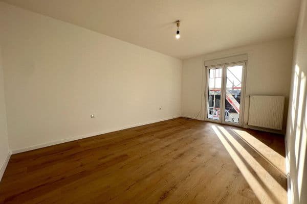 Prenájom bytu 2-izbový 60 m², Platz der Republik 50a, Wuppertal Prenájom bytu 2-izbový 60 m², Platz der Republik 50a, Wuppertal