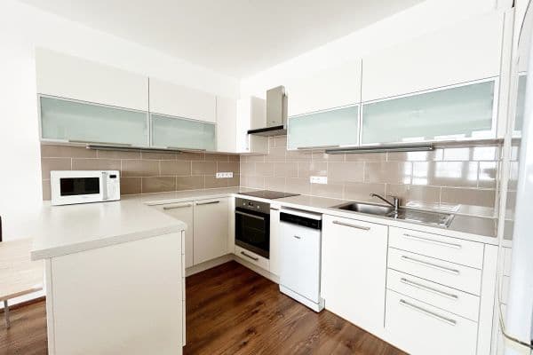 Prenájom bytu 3-izbový 67 m², U Hostavického potoka, Praha Prenájom bytu 3-izbový 67 m², U Hostavického potoka, Praha