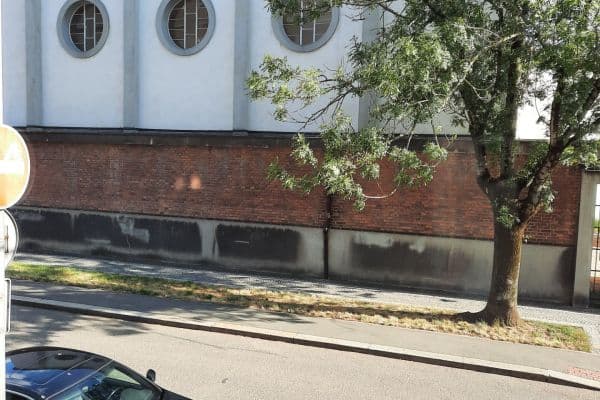 Prenájom bytu 2-izbový 50 m², Nerudova, Hradec Králové Prenájom bytu 2-izbový 50 m², Nerudova, Hradec Králové