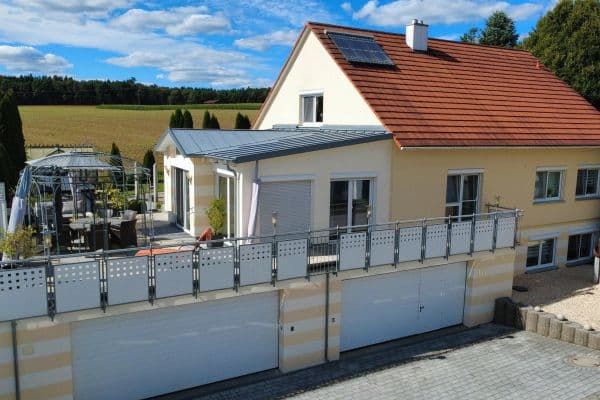 Predaj domu 234 m², pozemok 820 m², Alemannenweg 16, Rainau Buch Predaj domu 234 m², pozemok 820 m², Alemannenweg 16, Rainau Buch