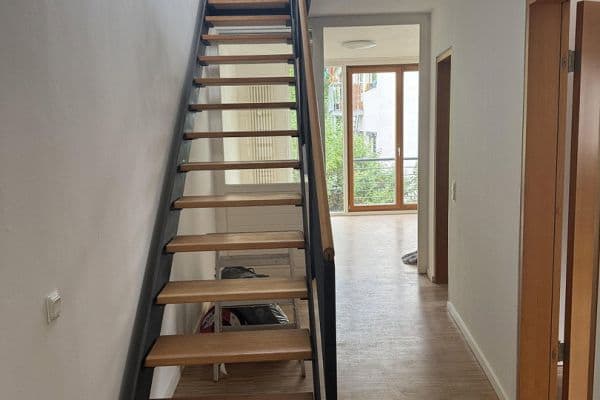 Prenájom bytu 2-izbový 95 m², Köln, Severné Porýnie - Westfálsko Prenájom bytu 2-izbový 95 m², Köln, Severné Porýnie - Westfálsko