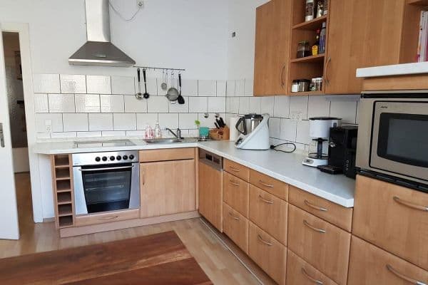 Prenájom bytu 3-izbový 75 m², Querstr. 5, Wuppertal, Severné Porýnie - Westfálsko Prenájom bytu 3-izbový 75 m², Querstr. 5, Wuppertal, Severné Porýnie - Westfálsko