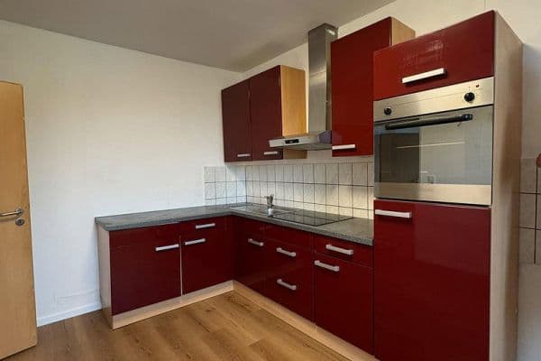 Prenájom bytu 4-izbový 90 m², Beckstraße 7a, Bottrop Prenájom bytu 4-izbový 90 m², Beckstraße 7a, Bottrop