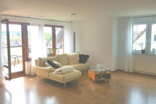 Prenájom bytu 3-izbový 106 m², Jakobstraße 27, Steinenbronn Prenájom bytu 3-izbový 106 m², Jakobstraße 27, Steinenbronn