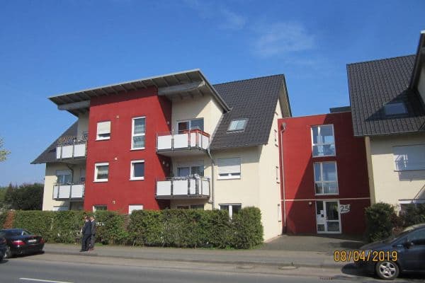 Prenájom bytu 4-izbový 97 m², Eidinghauser Str. 25, Bad Oeynhausen Prenájom bytu 4-izbový 97 m², Eidinghauser Str. 25, Bad Oeynhausen