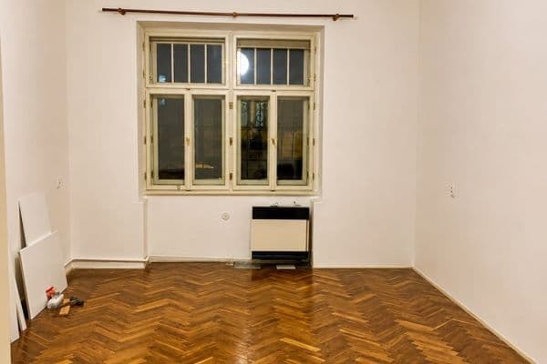 Prenájom bytu 2-izbový 50 m², Lužická, Praha Prenájom bytu 2-izbový 50 m², Lužická, Praha