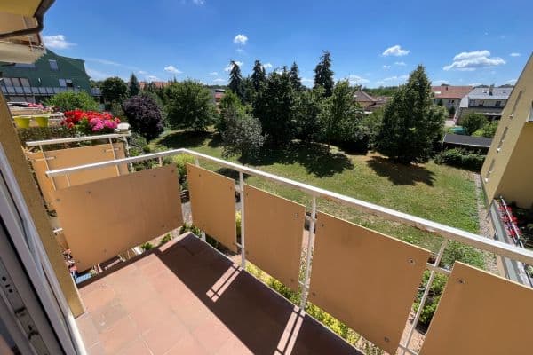 Prenájom bytu 1-izbový 41 m², U Jízdárny, Praha Prenájom bytu 1-izbový 41 m², U Jízdárny, Praha