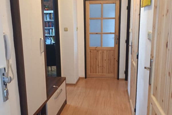 Predaj bytu 3-izbový 62 m², Nad Školou, Jablonné nad Orlicí Predaj bytu 3-izbový 62 m², Nad Školou, Jablonné nad Orlicí
