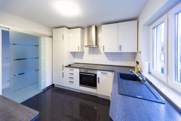 Prenájom bytu 3-izbový 74 m², Quellenstraße 23, Reutlingen Prenájom bytu 3-izbový 74 m², Quellenstraße 23, Reutlingen