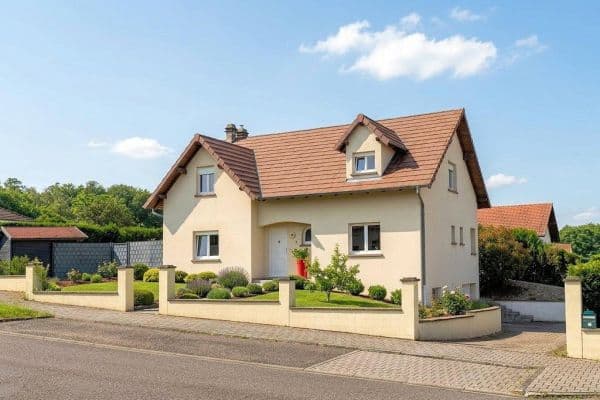 Predaj domu 140 m², pozemok 647 m², Saarbrücken, Sársko Predaj domu 140 m², pozemok 647 m², Saarbrücken, Sársko