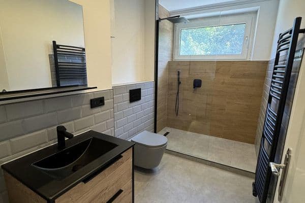 Predaj bytu 3-izbový 70 m², Hannover, Dolné Sasko Predaj bytu 3-izbový 70 m², Hannover, Dolné Sasko