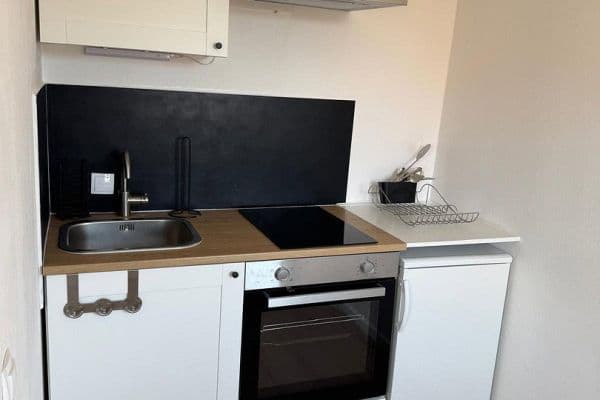 Prenájom bytu 1-izbový 36 m², Roritzerstraße 37, Nürnberg Prenájom bytu 1-izbový 36 m², Roritzerstraße 37, Nürnberg