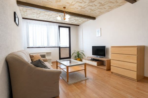 Prenájom bytu 2-izbový 45 m², Poděbradova, Kladno, Středočeský kraj Prenájom bytu 2-izbový 45 m², Poděbradova, Kladno, Středočeský kraj